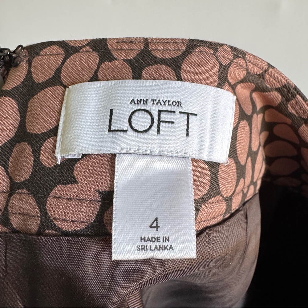 Ann Taylor LOFT Silk Blend Pebble Print Pencil Skirt - Brown/Black - Size 4 - Picture 8 of 10